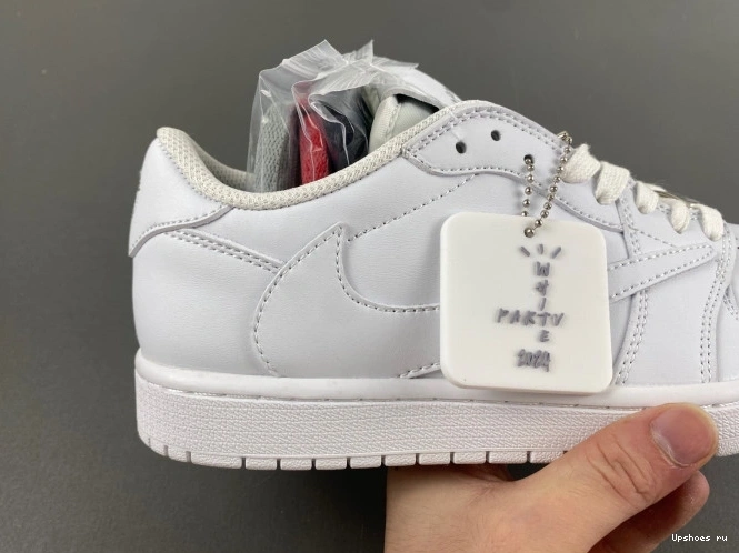 LOW TRAVIS 1 DM7866-292 RETRO SP OG JORDAN SCOTT 0830